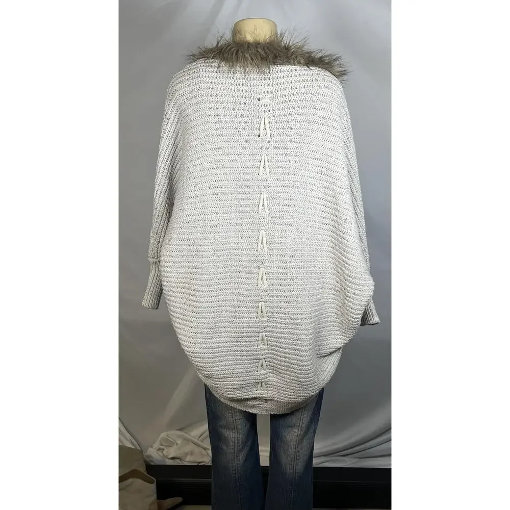 Northern Angel Anthropologie Sweater Womens Large Faux Fur Trim Batwing Cardigan